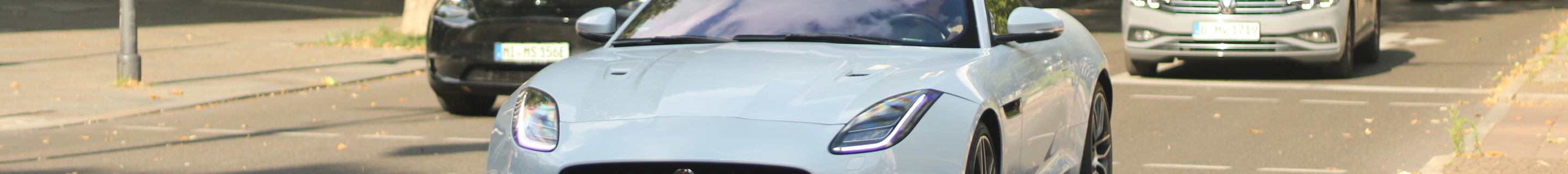 Jaguar F-TYPE R Convertible 2017