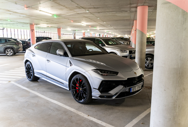 Lamborghini Urus S