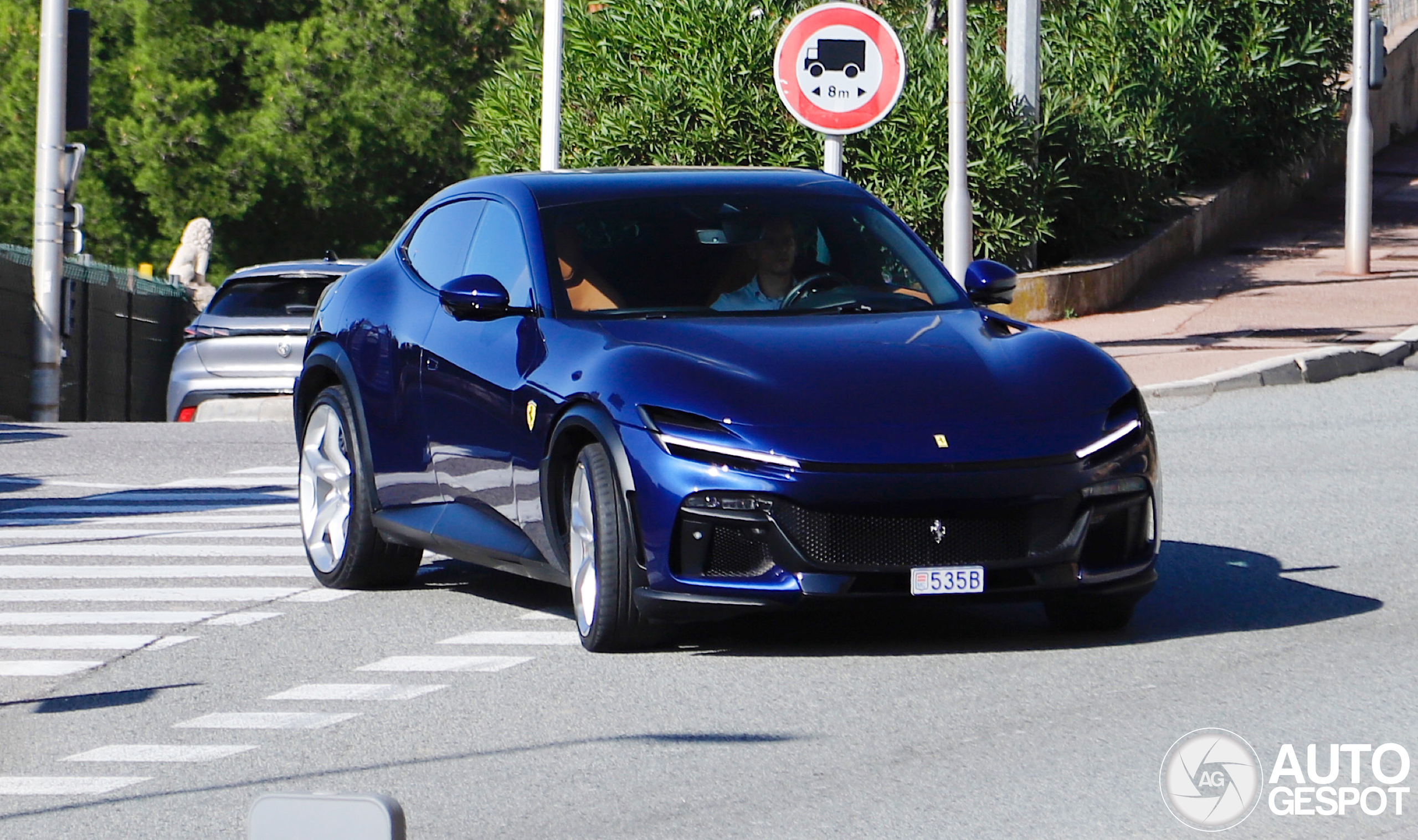Ferrari Purosangue