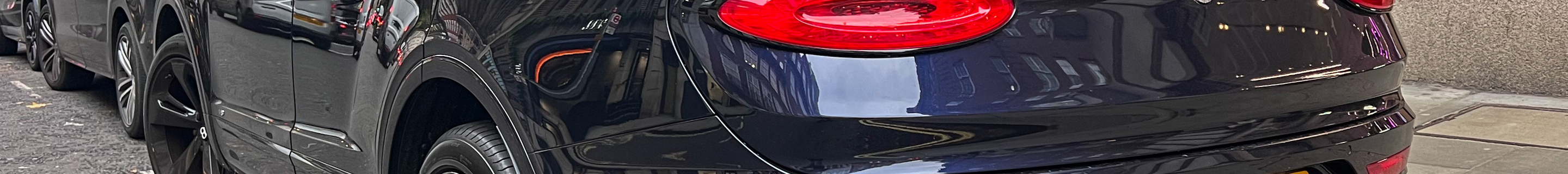 Bentley Bentayga V8 2021