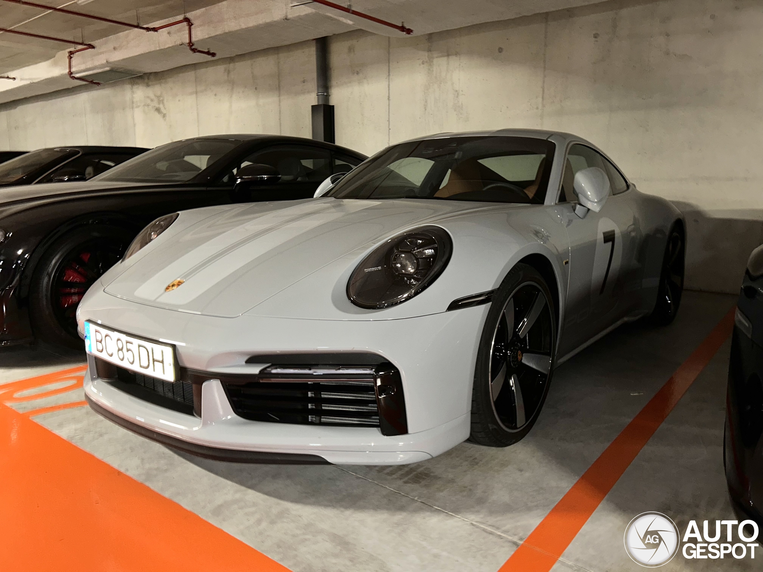 Porsche 992 Sport Classic