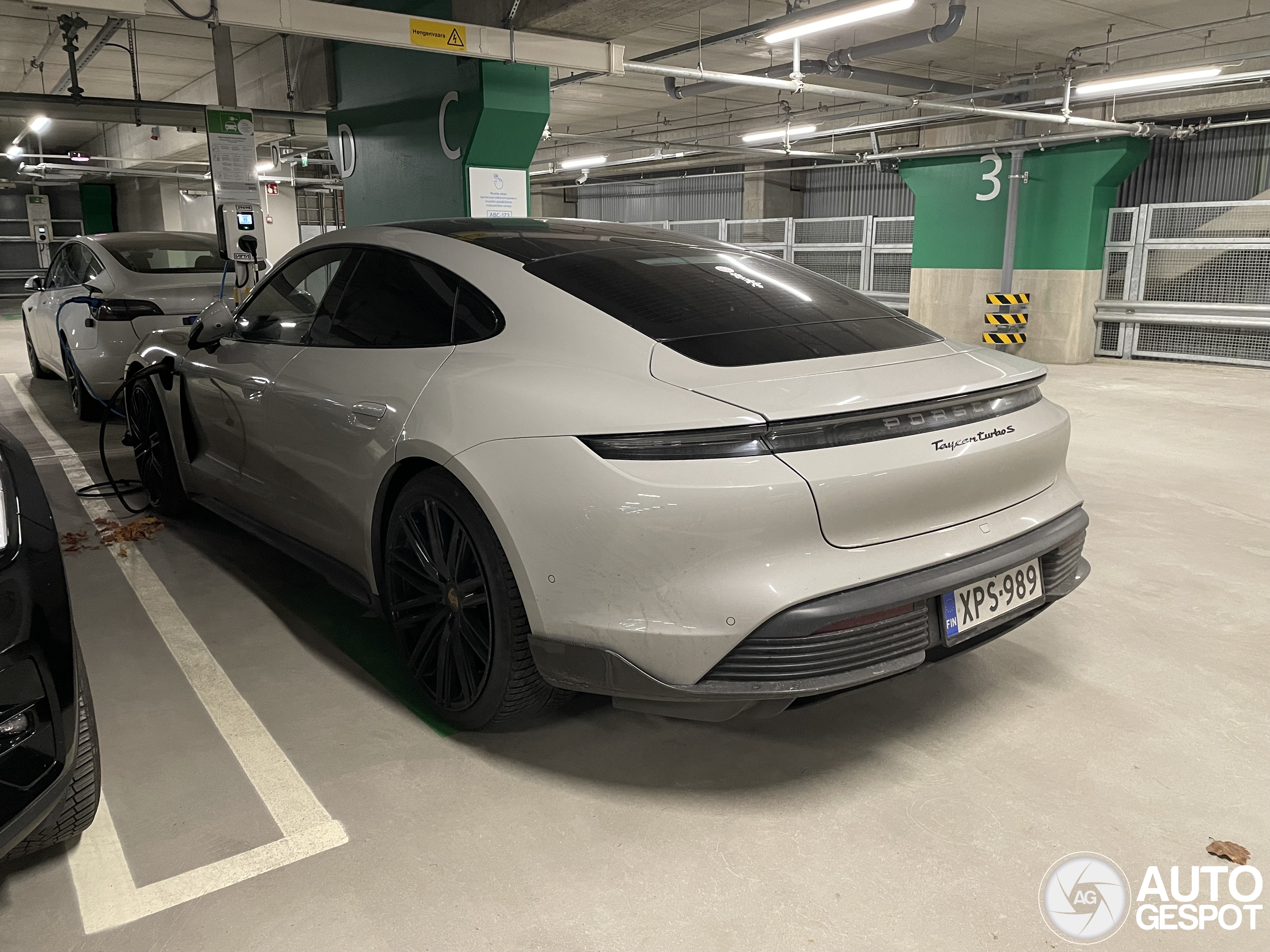 Porsche Taycan Turbo S