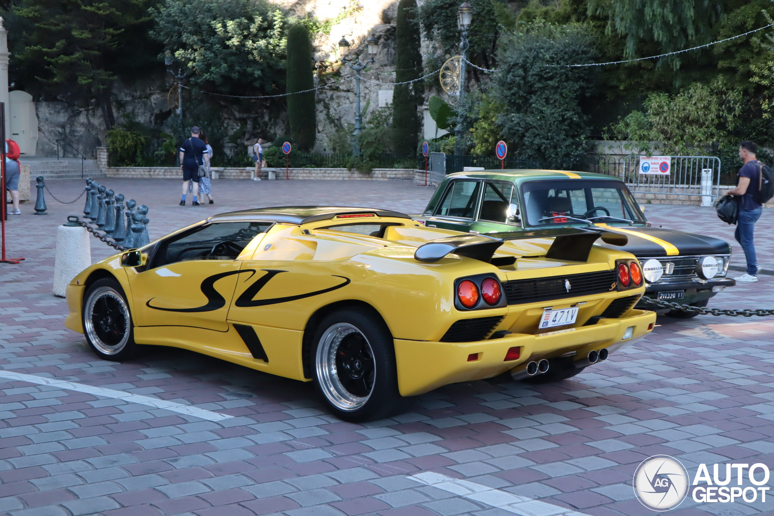 Ultra-rare Lamborghini Diablo SV Roadster spotted in Monaco