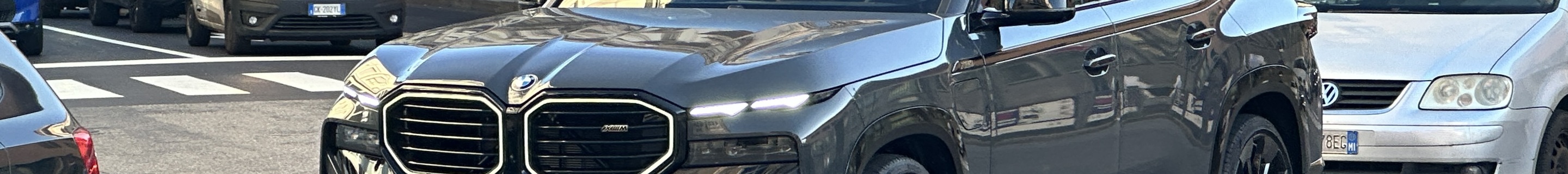 BMW XM G09