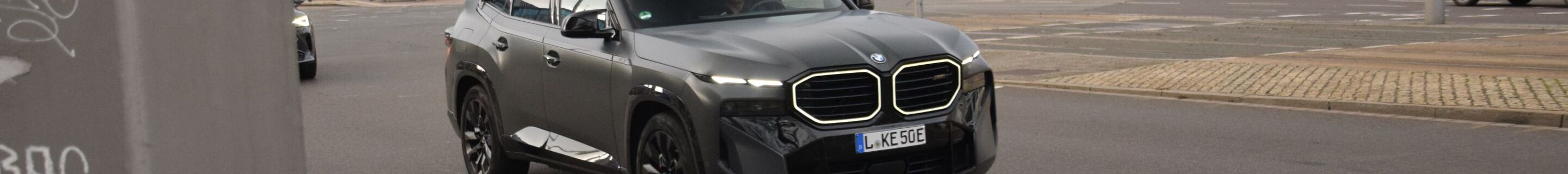 BMW XM G09