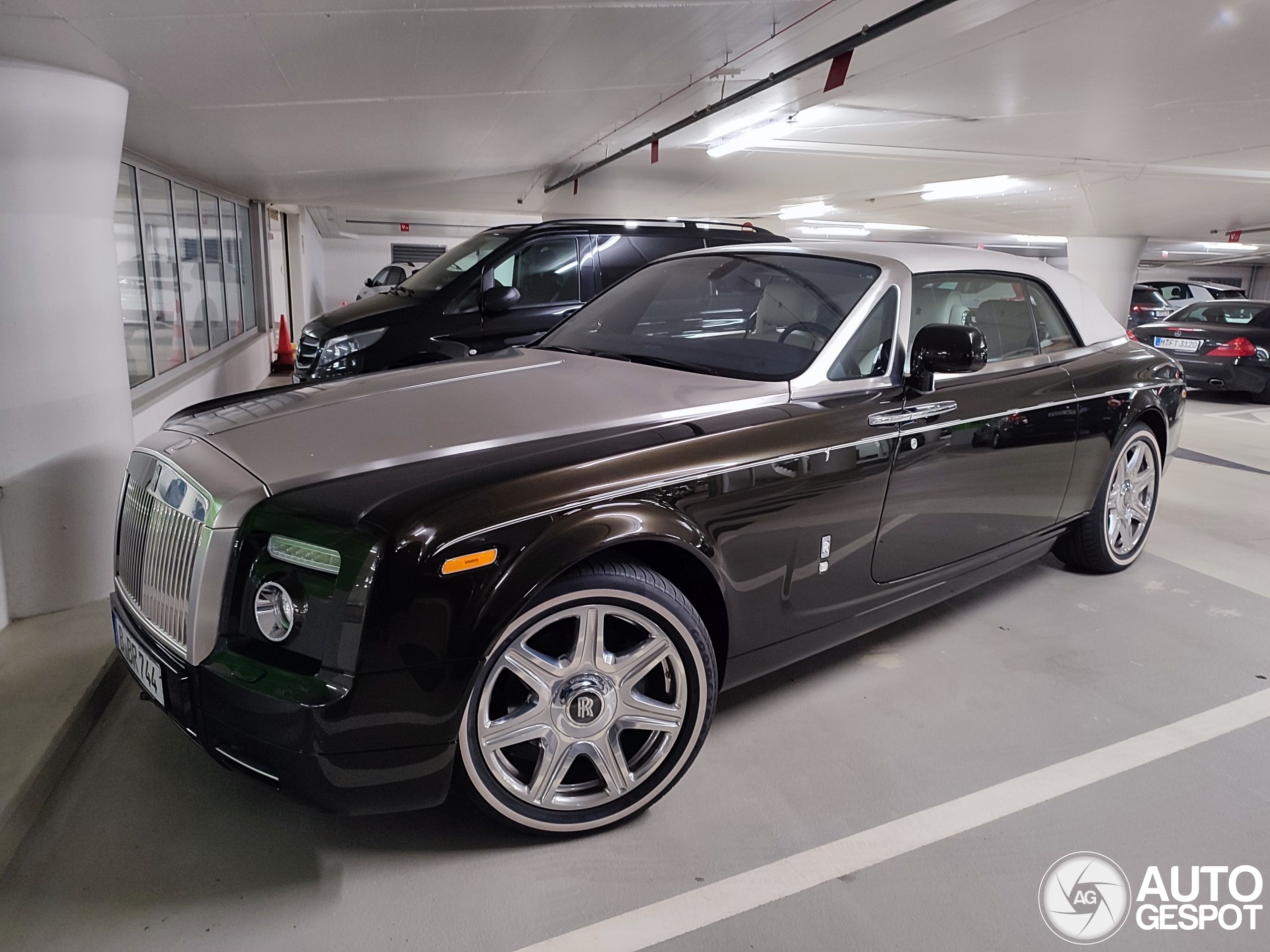 Rolls-Royce Phantom Drophead Coupé Spirit of Ecstasy Centenary
