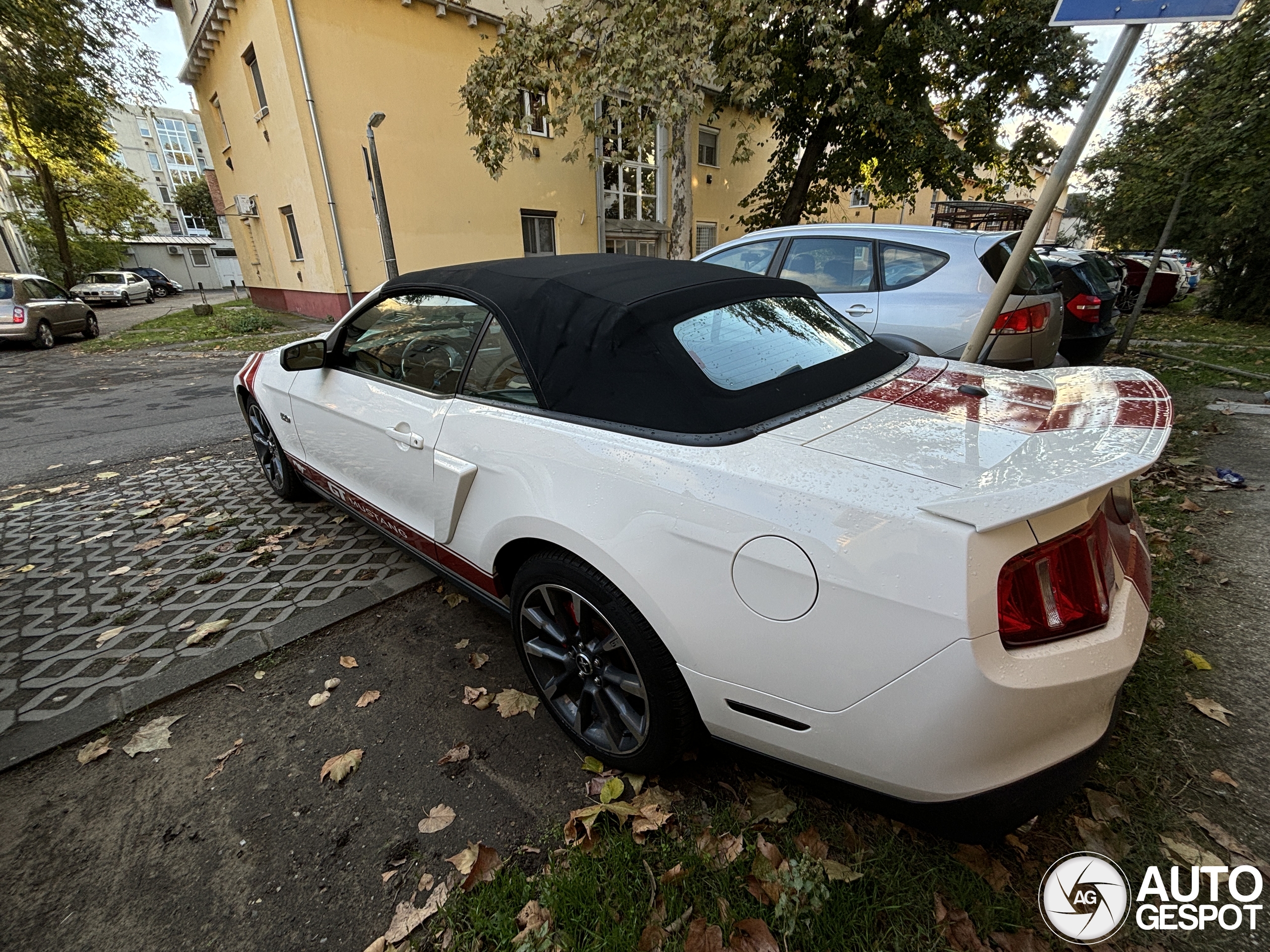 Ford Mustang GT Convertible 2010 04 November 2024 Autogespot