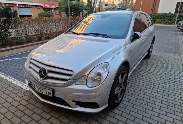 Mercedes-Benz R 63 AMG