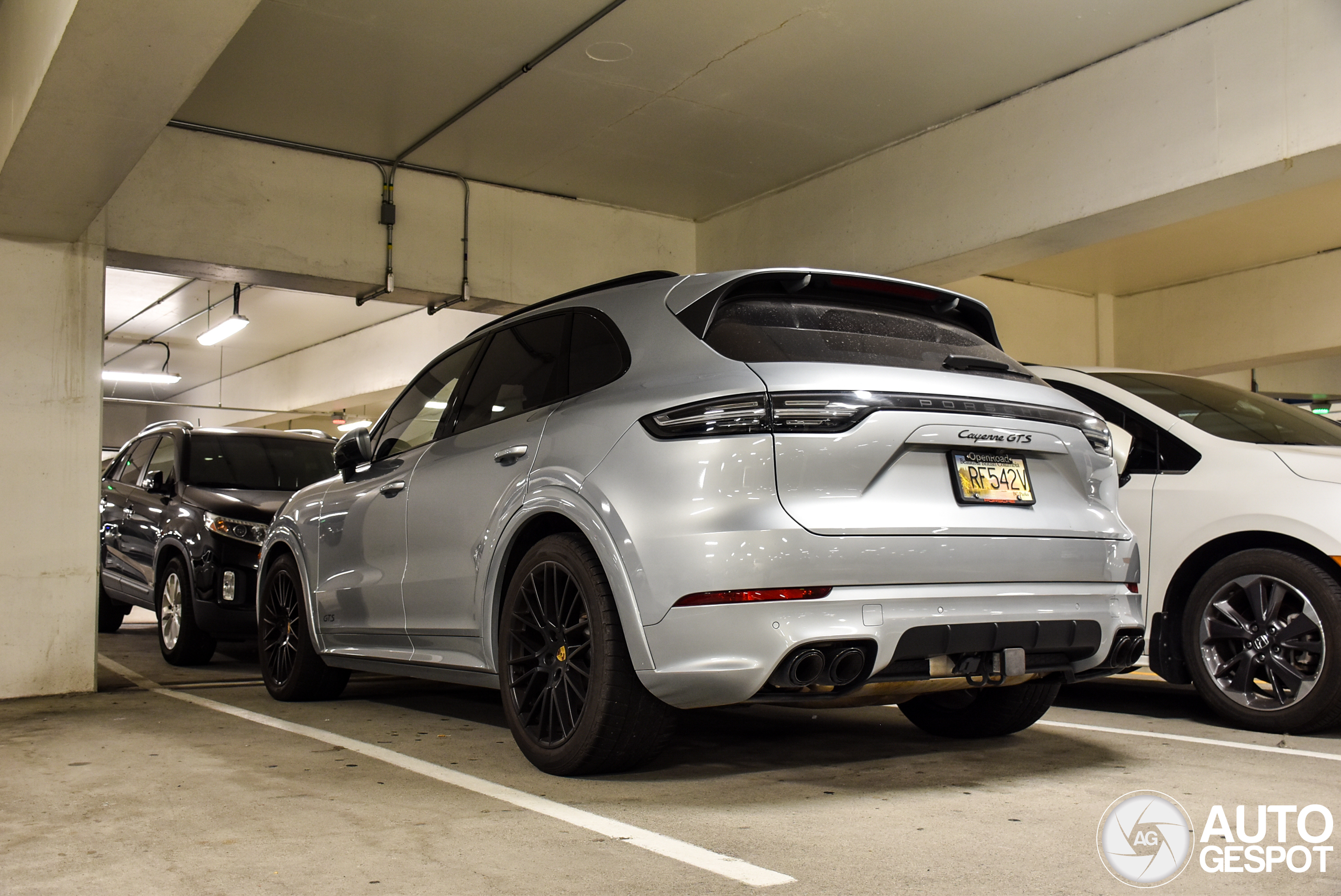 Porsche 9YA Cayenne GTS