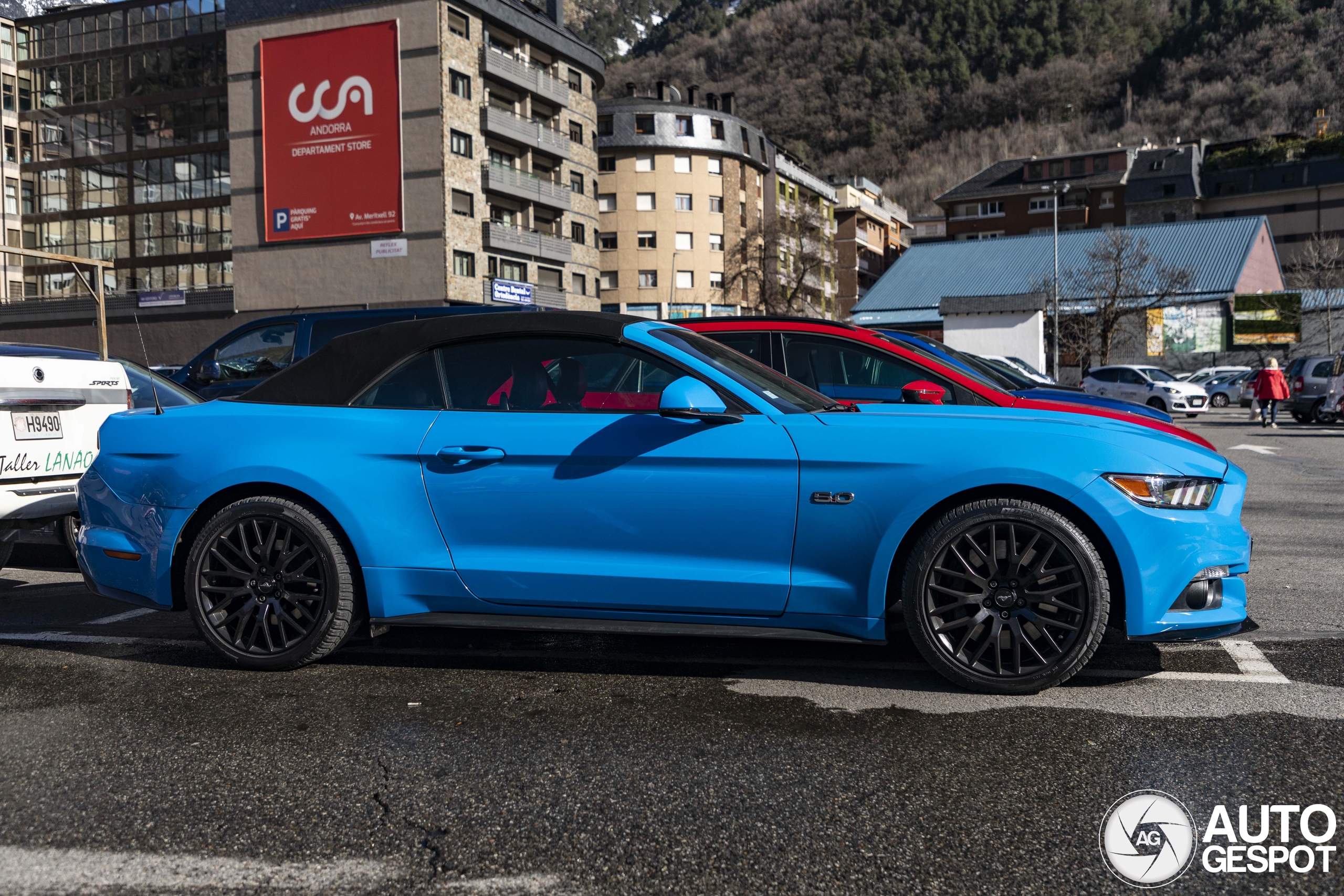 Ford Mustang GT Convertible 2015 08 November 2024 Autogespot