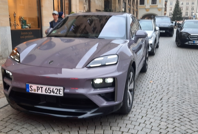 Porsche Macan EV Turbo