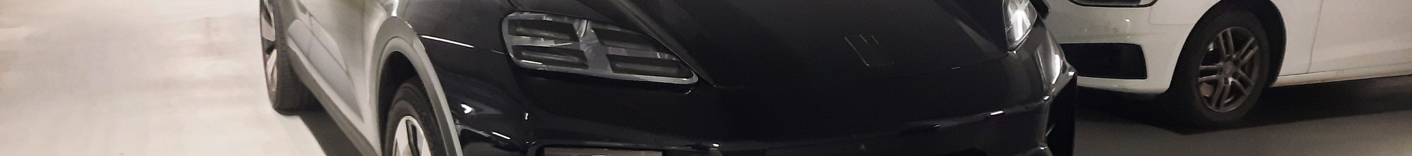 Porsche Macan EV