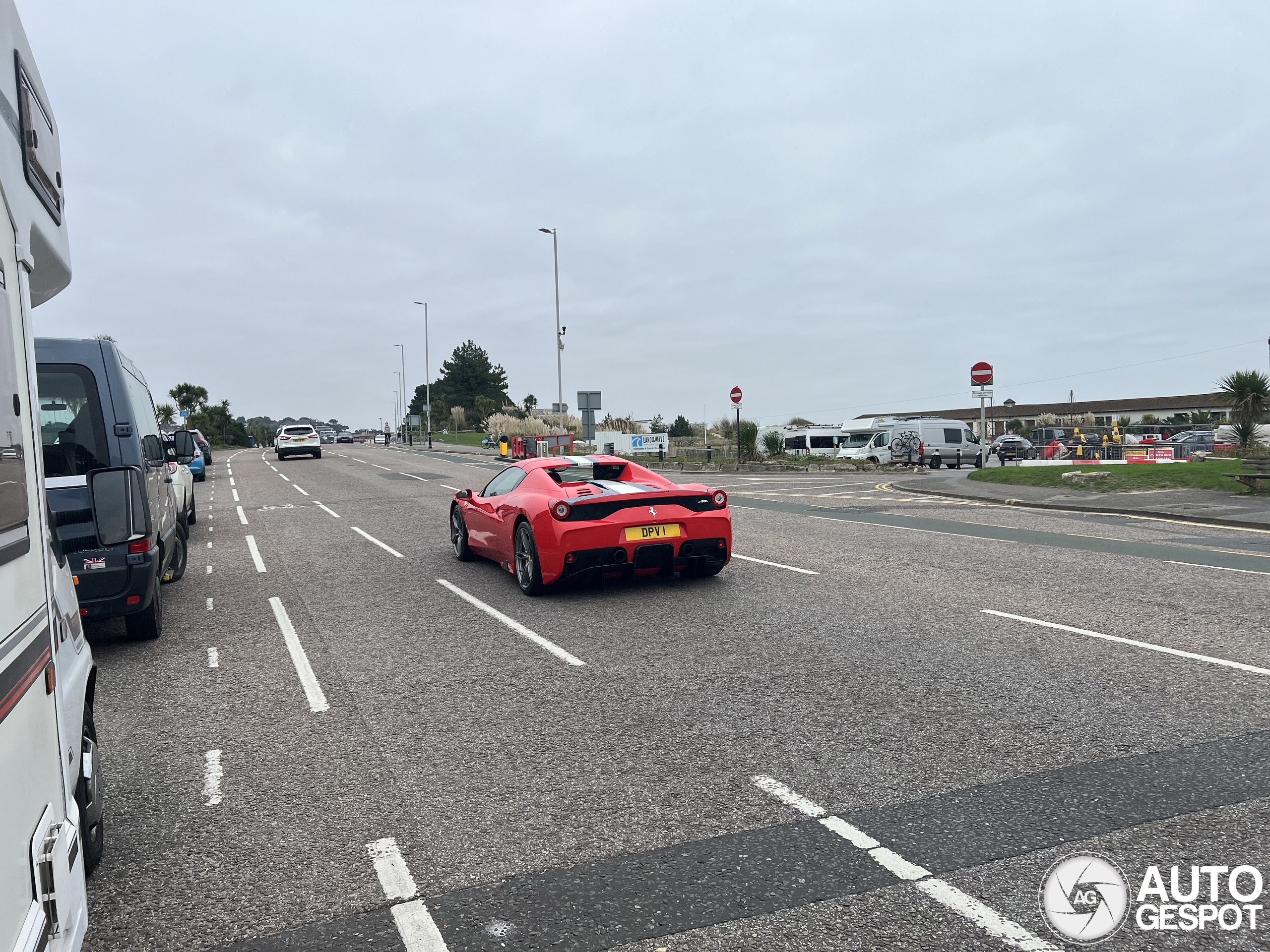 Tijdloze Ferrari 458 Speciale A is hageltje nieuw