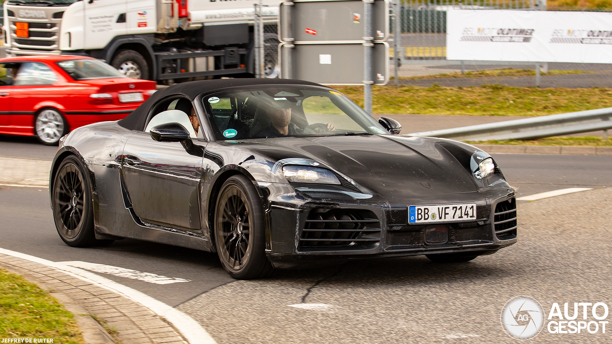 Porsche 718 Boxster EV 2025