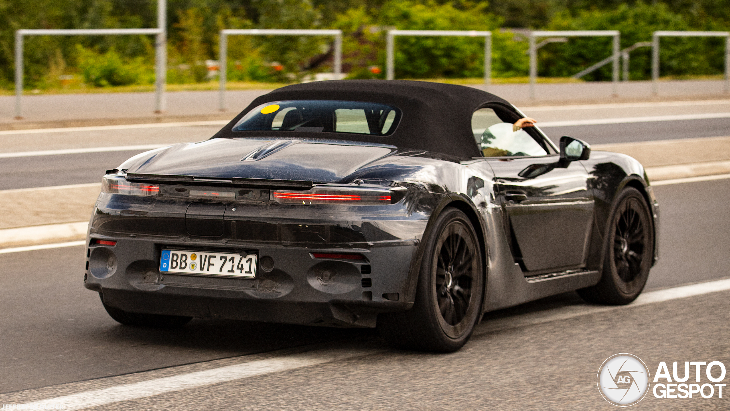 Porsche 718 Boxster EV 2025