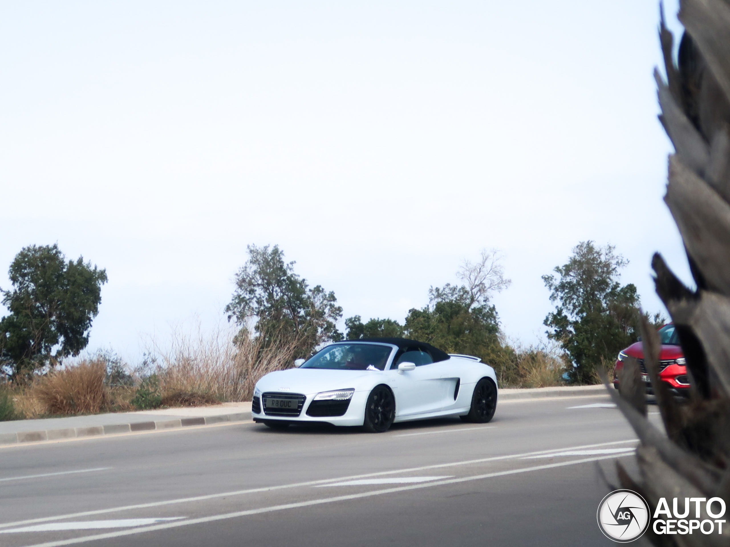 Audi R8 V10 Spyder 2013