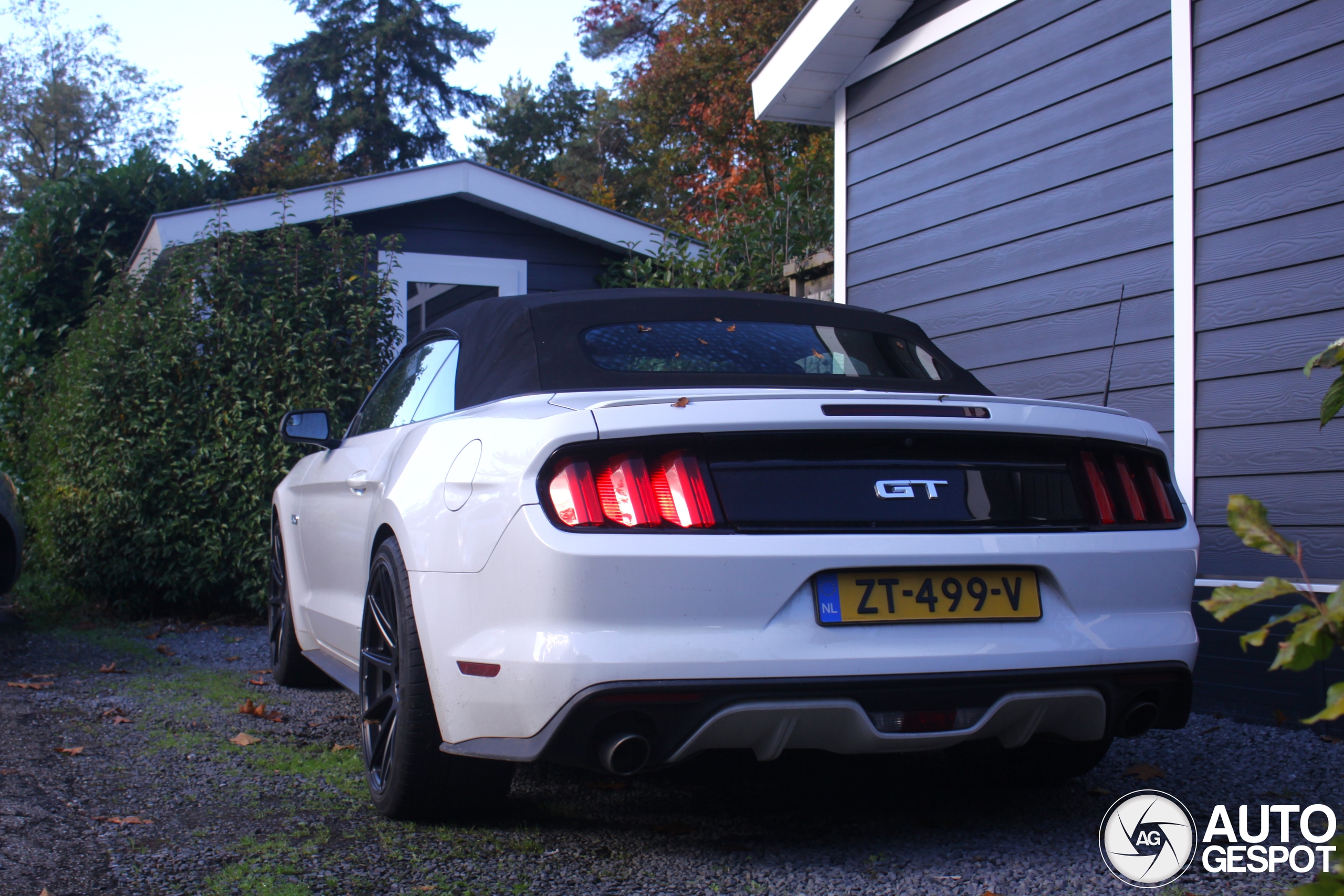 Ford Mustang GT Convertible 2015 11 November 2024 Autogespot