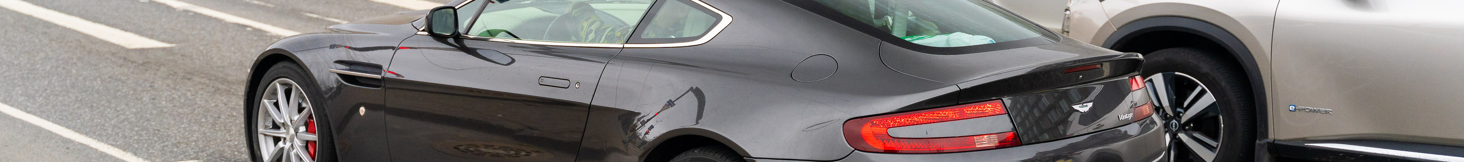 Aston Martin V8 Vantage