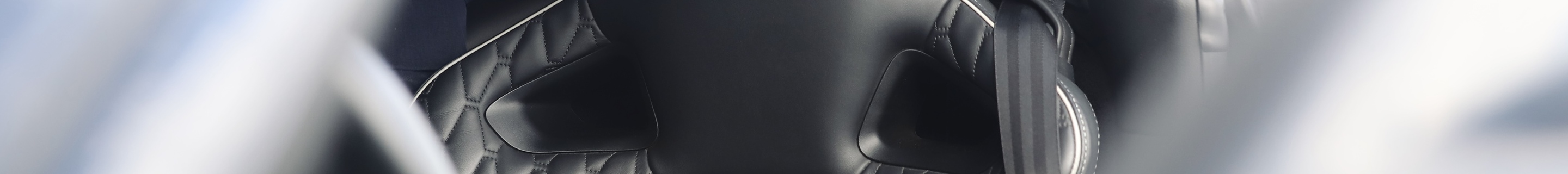 Jaguar F-TYPE SVR Coupé