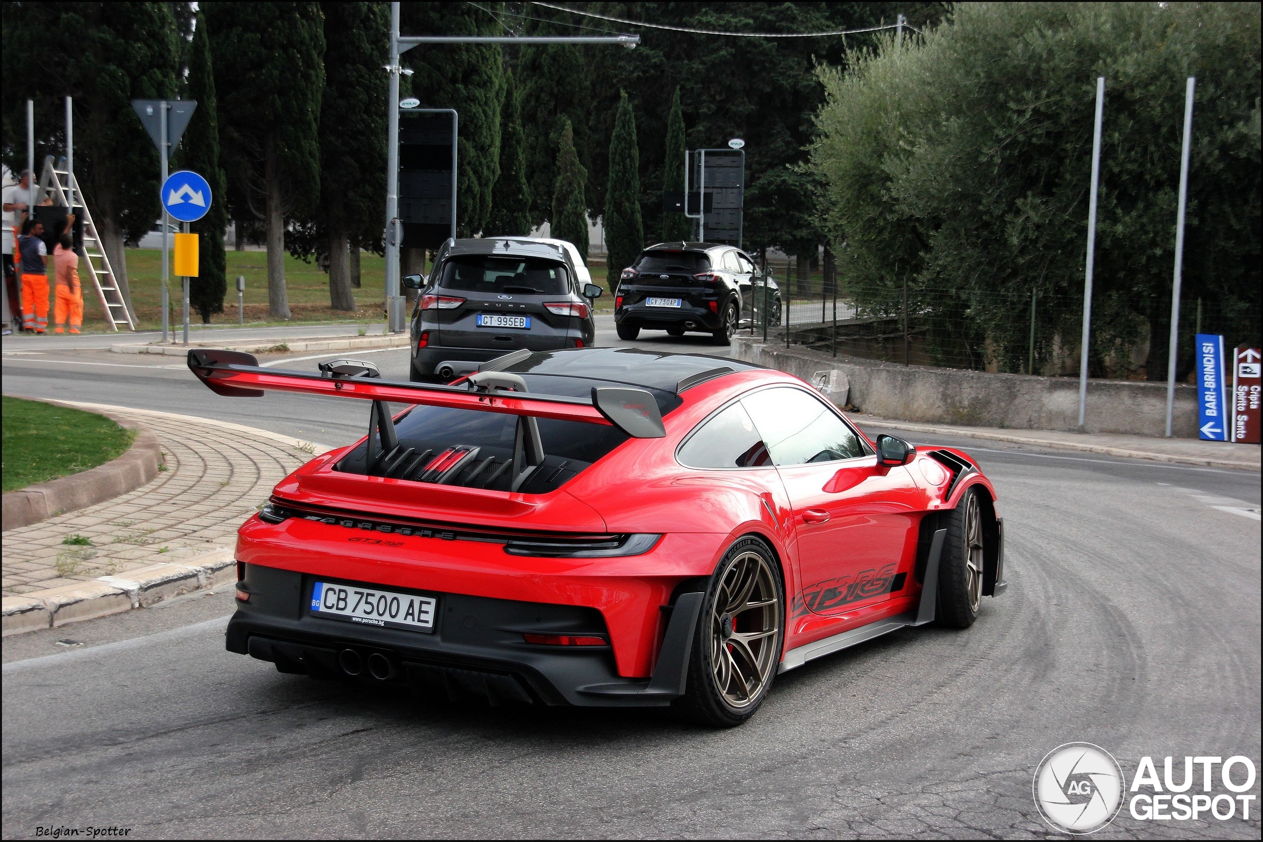 Porsche 992 GT3 RS MkI Weissach Package