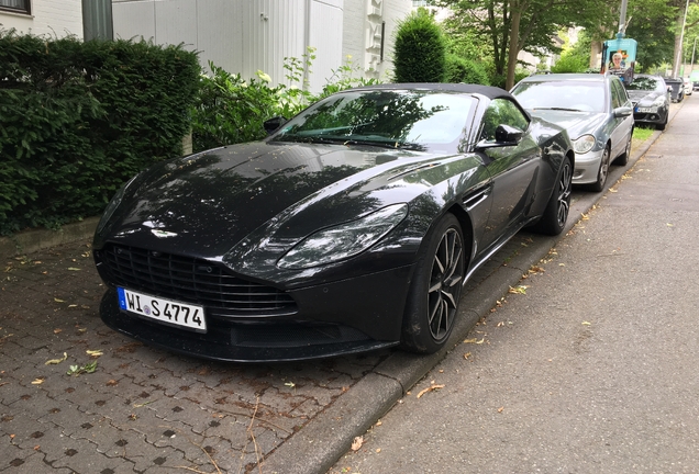 Aston Martin DB11 V8 Volante