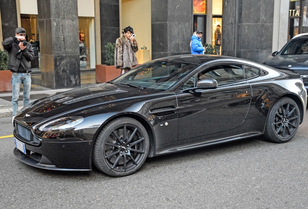 Aston Martin V12 Vantage S