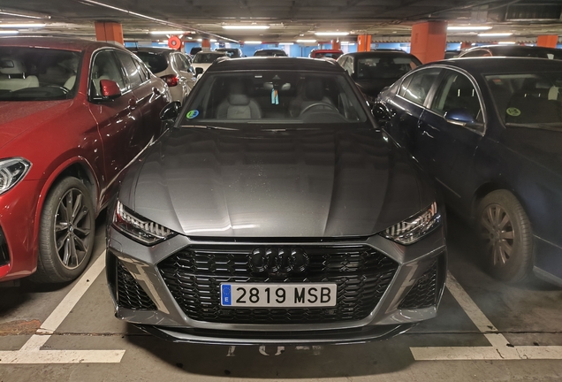 Audi RS6 Avant C8