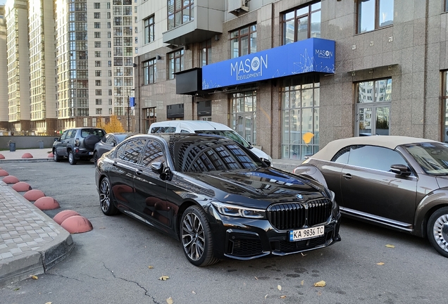 BMW M760Li xDrive 2019