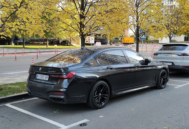 BMW M760Li xDrive 2019