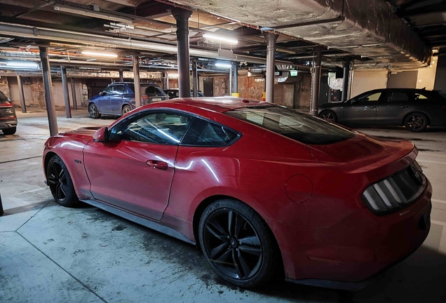 Ford Mustang GT 2015