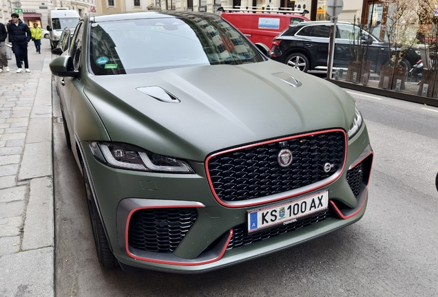 Jaguar F-PACE SVR 2021
