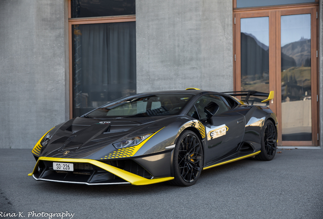 Lamborghini Huracán LP640-2 STO