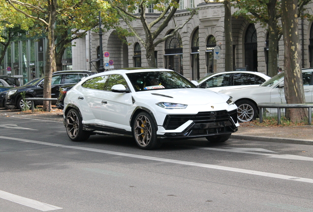 Lamborghini Urus Performante