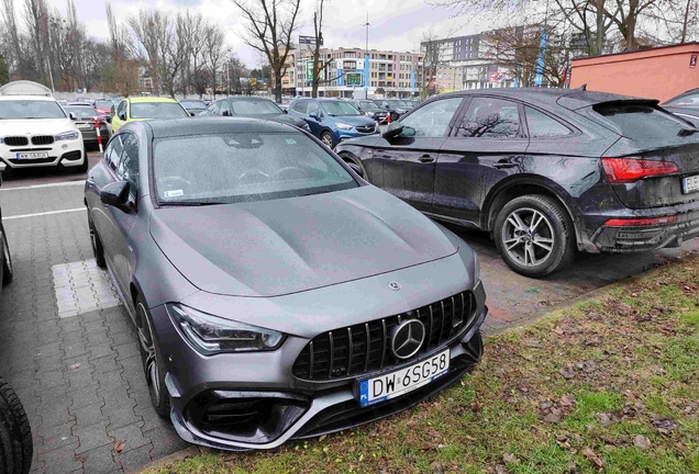 Mercedes-AMG CLA 45 Shooting Brake X118