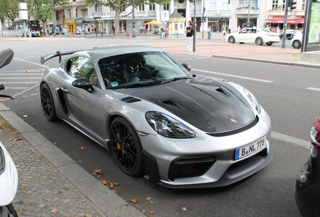 Porsche 718 Cayman GT4 RS Weissach Package