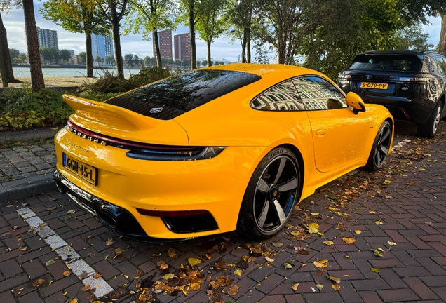 Porsche 992 Sport Classic