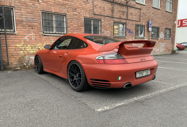 Porsche 996 GT2