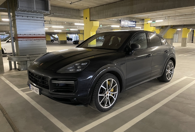 Porsche Cayenne Coupé Turbo S E-Hybrid