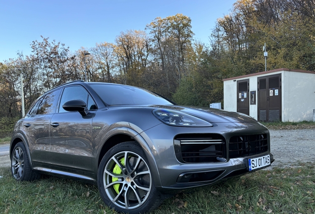 Porsche Cayenne Turbo S E-Hybrid