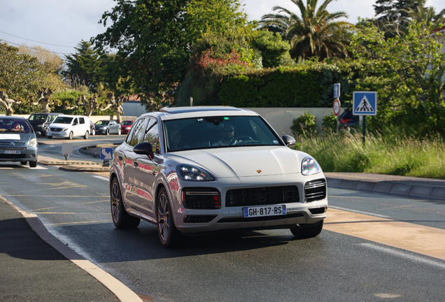 Porsche Cayenne Turbo S E-Hybrid