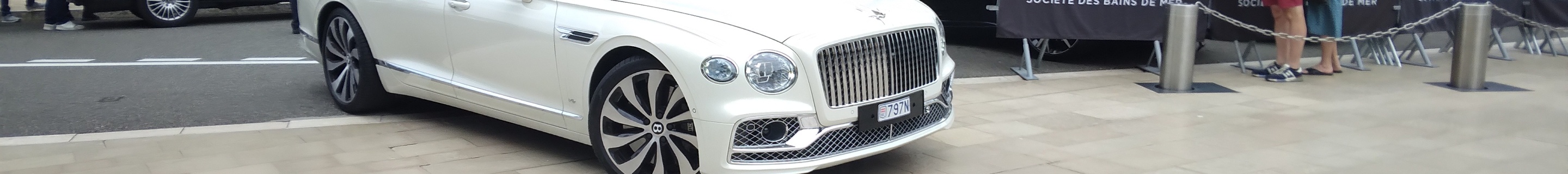Bentley Flying Spur V8 2021