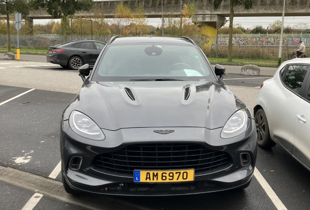 Aston Martin DBX
