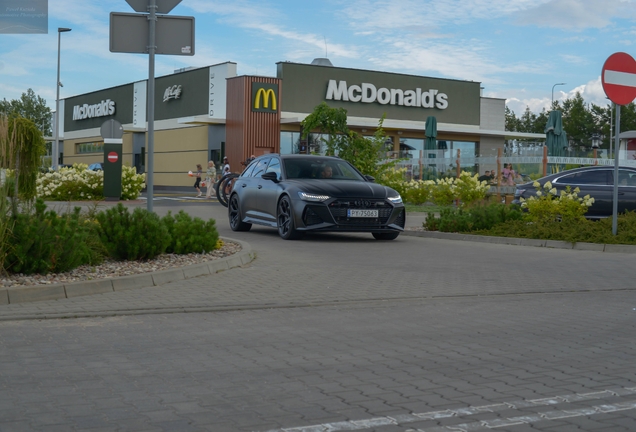Audi RS6 Avant C8