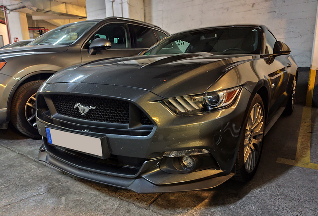 Ford Mustang GT 2015