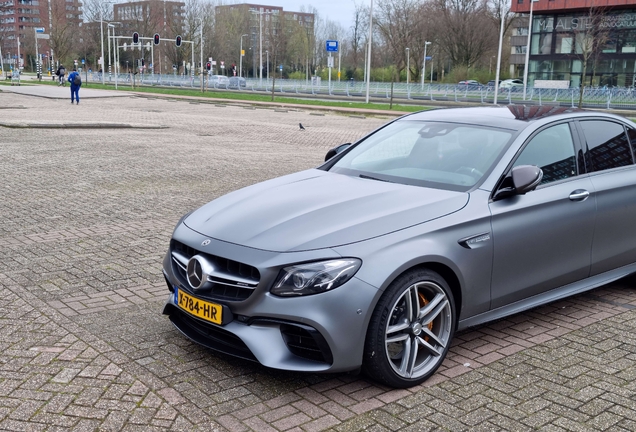Mercedes-AMG E 63 S W213