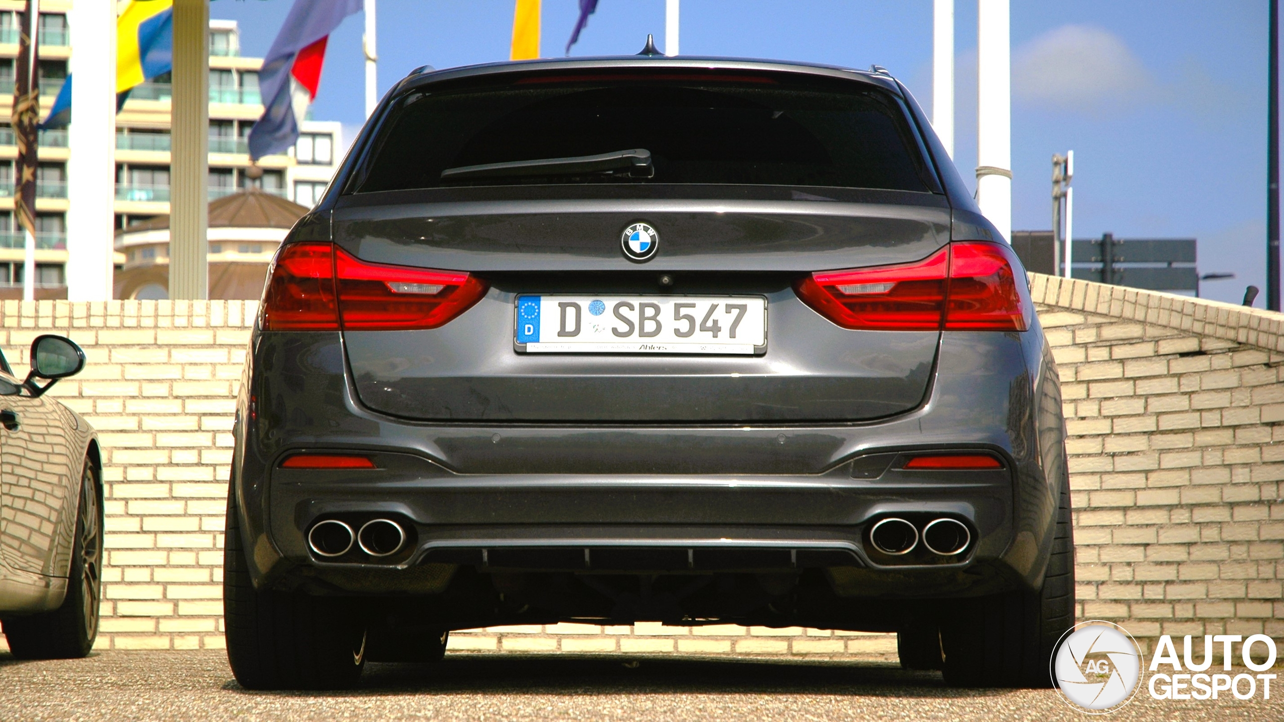 Alpina B5 BiTurbo Touring 2017