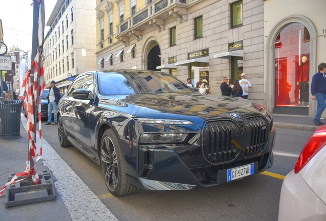 BMW M760e xDrive