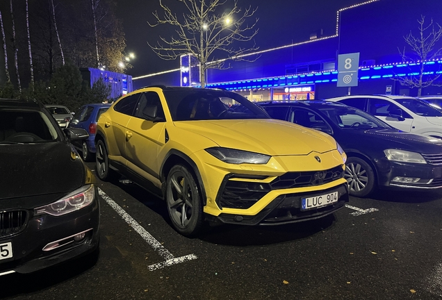 Lamborghini Urus