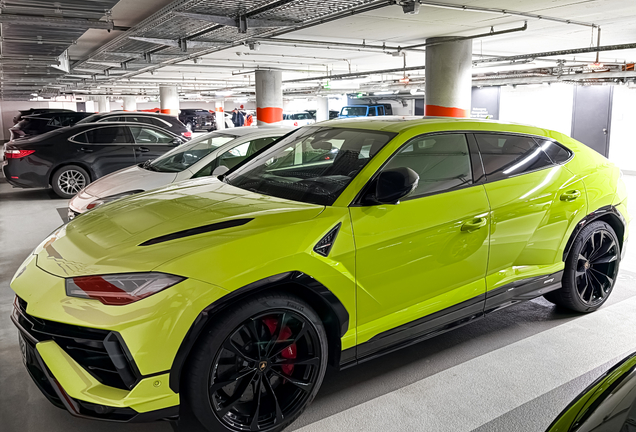 Lamborghini Urus S