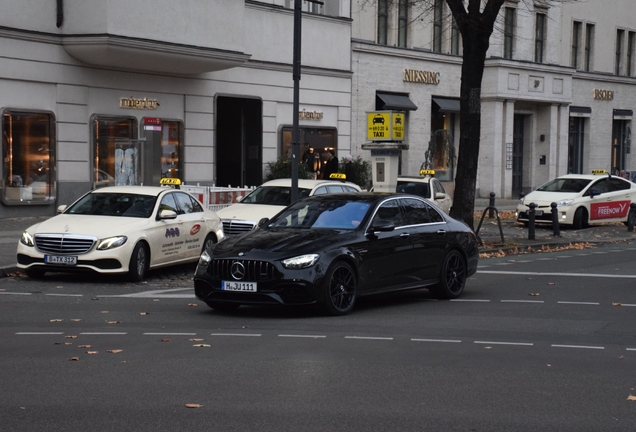 Mercedes-AMG E 63 S W213 2021